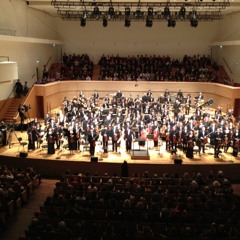 Applaudissements pour concert franco-nord-coréen at Salle Pleyel