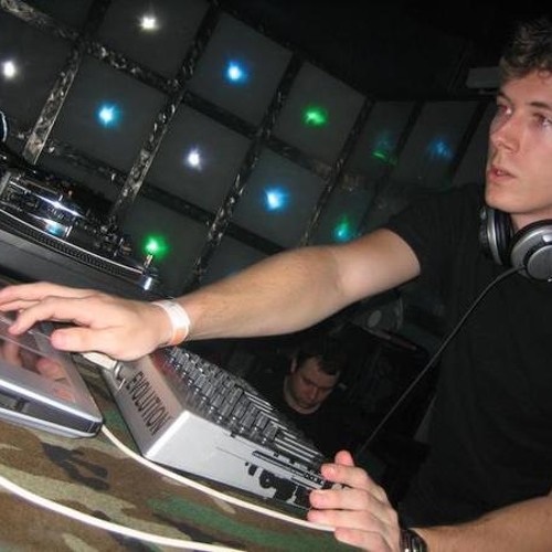 Dustin Zahn // PODCAST // 17.February 2012