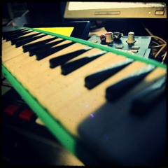 BROKENECKDUB 126BPM