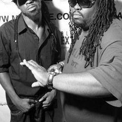 MOOVIN OUT MY MOMMA HOUSE