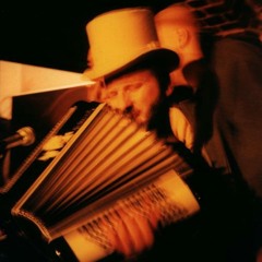 THE ŚLUB Jakoś Nikt Nie Puka