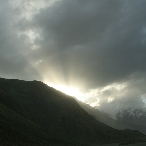 [gterma013] : Mathias Grassow - Distant Light