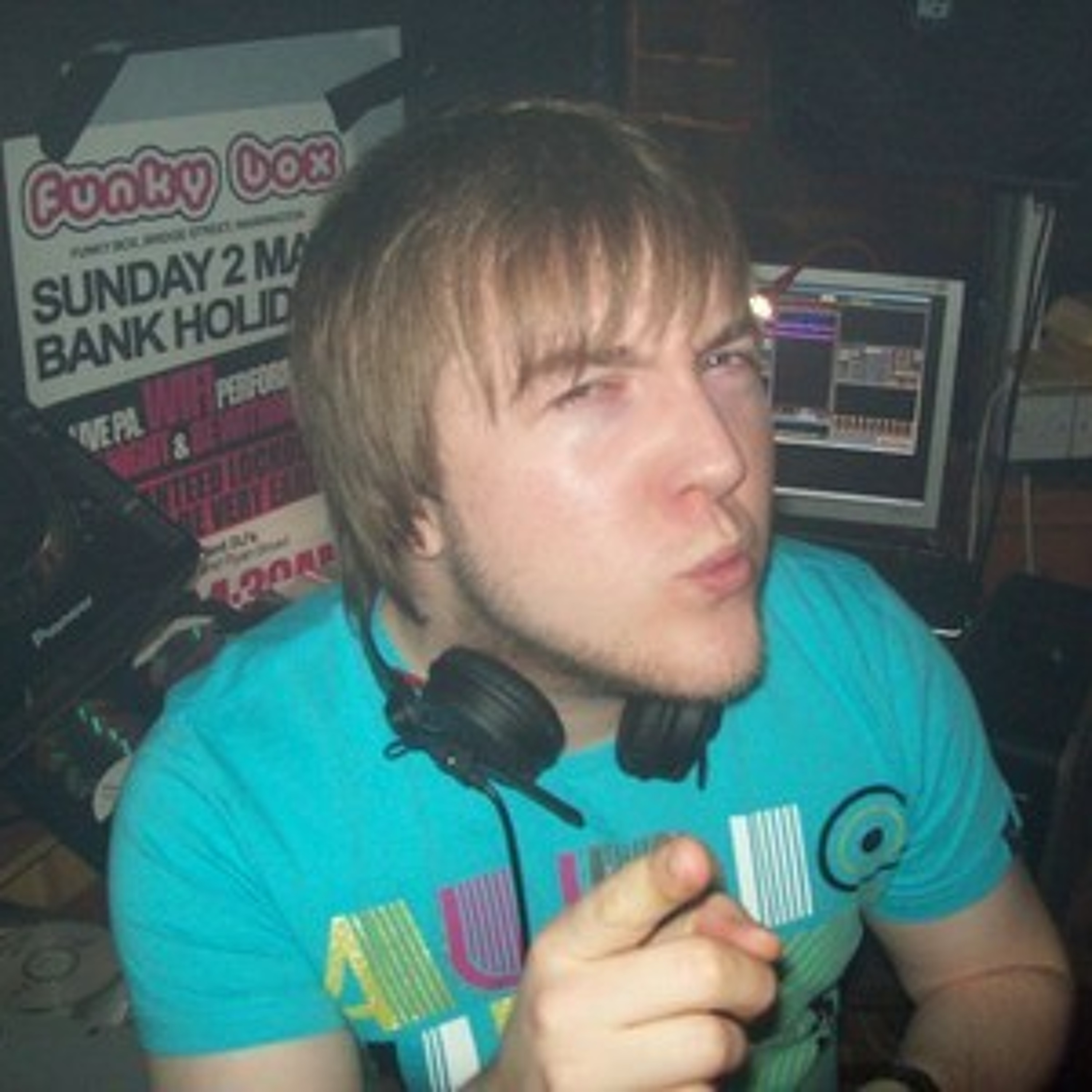 Tom Taylor June House Bangers ™ 2009 episode artwork