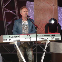 Howard Jones Track What Is love covered by Stu Arnold