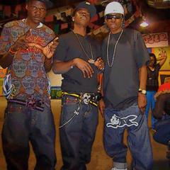 YOUNG GIFTED STATIC - Step Ur Swag Up feat. Ms. Beastie- HotNewHipHop