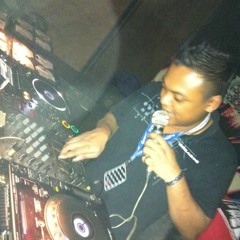DJ Teams Non stop 2012.........cau tut remix........
