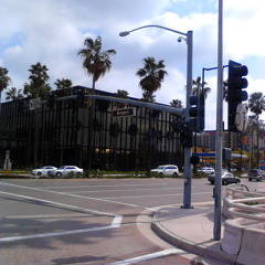 Im Gon Hold It Down at Dela casa