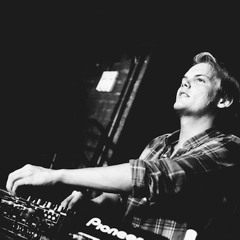 Avicii Live @ Ultra Music Festival, Miami 24.03.2012 - (HQ RIP w/ Tracklist)