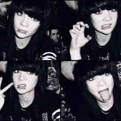 Sweet Child Of mine (Bad Quality May Need To have It on A low Volume)