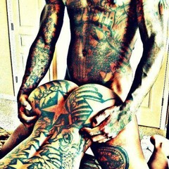 FREAKY GURL......FEAT HONEYBUNN