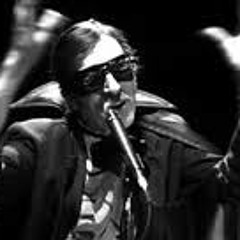 Asesiname ( Charly Garcia ) Pez Piloto