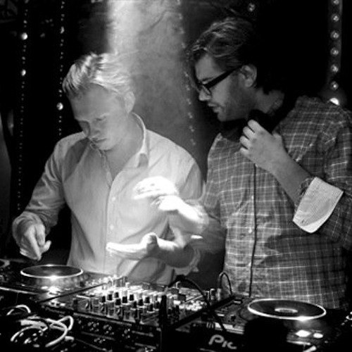 Cazzette - Beam Me Up