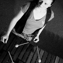 Miro-Epsilon for recorder and marimba by Victor Varela