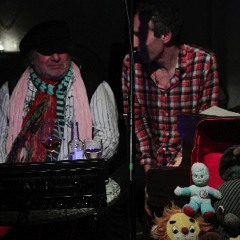 Charlemagne Palestine & Oren Ambarchi @ Cafe Oto, London, 3rd April 2012 - "DRUMS! DRUMS! DRUMS!"