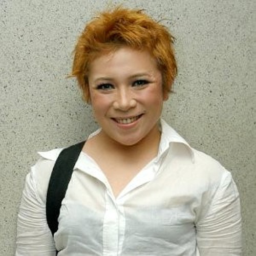 Melly Goeslaw - Kembalikan Senyumku