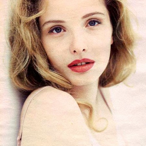 Julie Delpy - LaLaLa