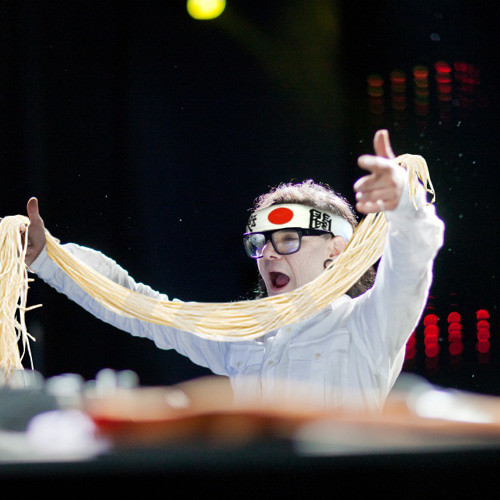 Ferro vs Emma vs Skrillex