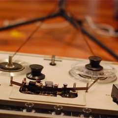 Grzegorz Bojanek - It's Quarter Past One [disquiet0014-oumupo]