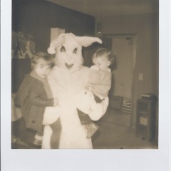 KLM - L'affreux lapin mangeur d'enfants