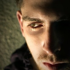 Tom Laws - Black Mirror (Gabryel Casse Remix)