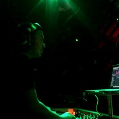 David Gueta Ft Sia - Titanium ( Harris G Reedit )