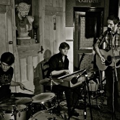 (Maroon 5) Moves Like Jagger Jam/Improv (at Tom Lukas' Open Mic Night, Vulcan Lounge Cardiff)