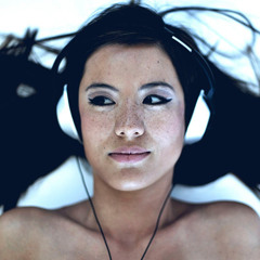 Antillas feat. Fiora - Damaged (Erick D.S. Remix)