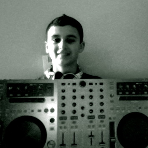 Stream Club Mix vol. 1 by dj mikey g jr Listen online for free on