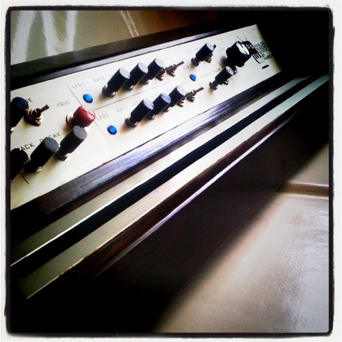 Analog Ribbon Synth (24dB VCF)