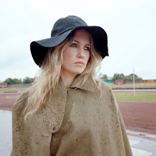 Ladyhawke - Sunday Drive (Gigamesh Remix)