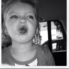 Donna Mack- Sexy n I Know It haha