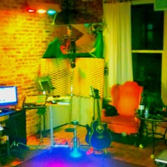 iolitics - Look Me In The Eyes (ft. Jennifer Phillips).wav [Original Mix]