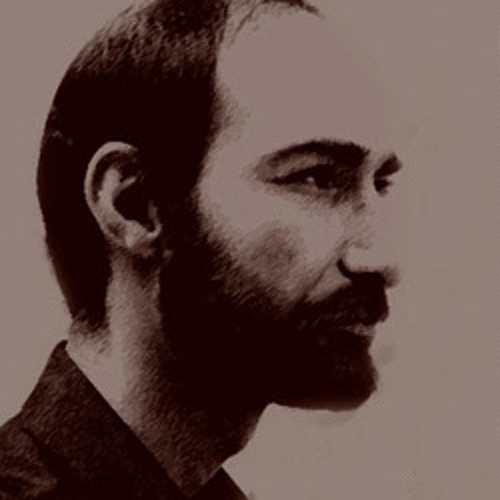 اجرای تمرینی ترانه ی غریبه با صدای سیاوش قمیشی -کلام از سعید دبیری