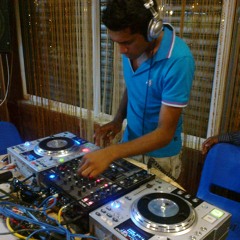 SPIKY VICKY - Party Rock Ft DJ Akshay Nash..