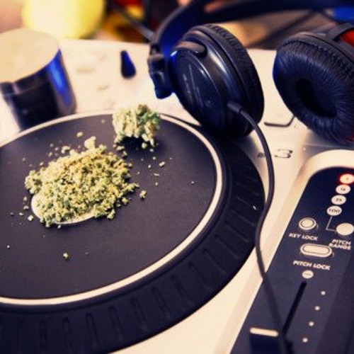 Scratching Intro ;D 2 !!! Dj _Spin_