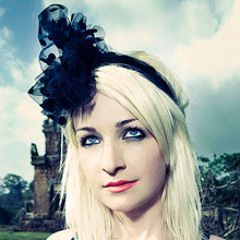 Kate Miller-Heidke - Hope There's Someone Cover