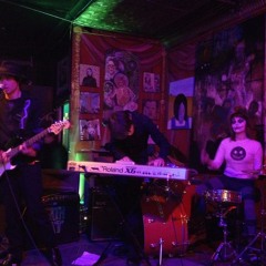 Squiggly line Square