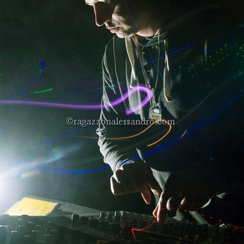 Robert Mononom Live @ VictimsOfTechnology