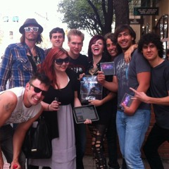 Thomas King-Rolling On The Highway