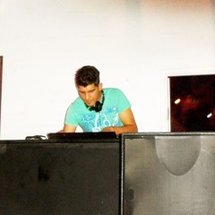 Dj 3S3R & Serdar Ortaç - Yaz Gunu Club Mix 2012  (Re-edit)