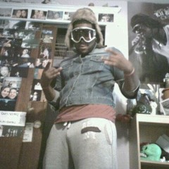 Old Money Ft Prince' Phae