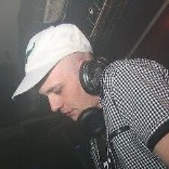 Dj Mic - Evil Never Die ( Démo 29/04/2012 )