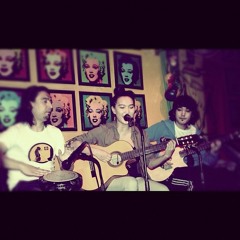 No woman no cry by Khulan live from Reggae Bar