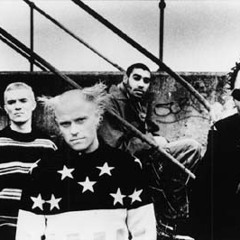 The Prodigy & N.E.R.D - She Wants To Breathe (Blanco Negro Bootleg)