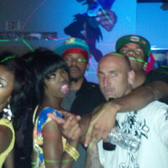 MicroPhone Wrecker by "Collective Inc."