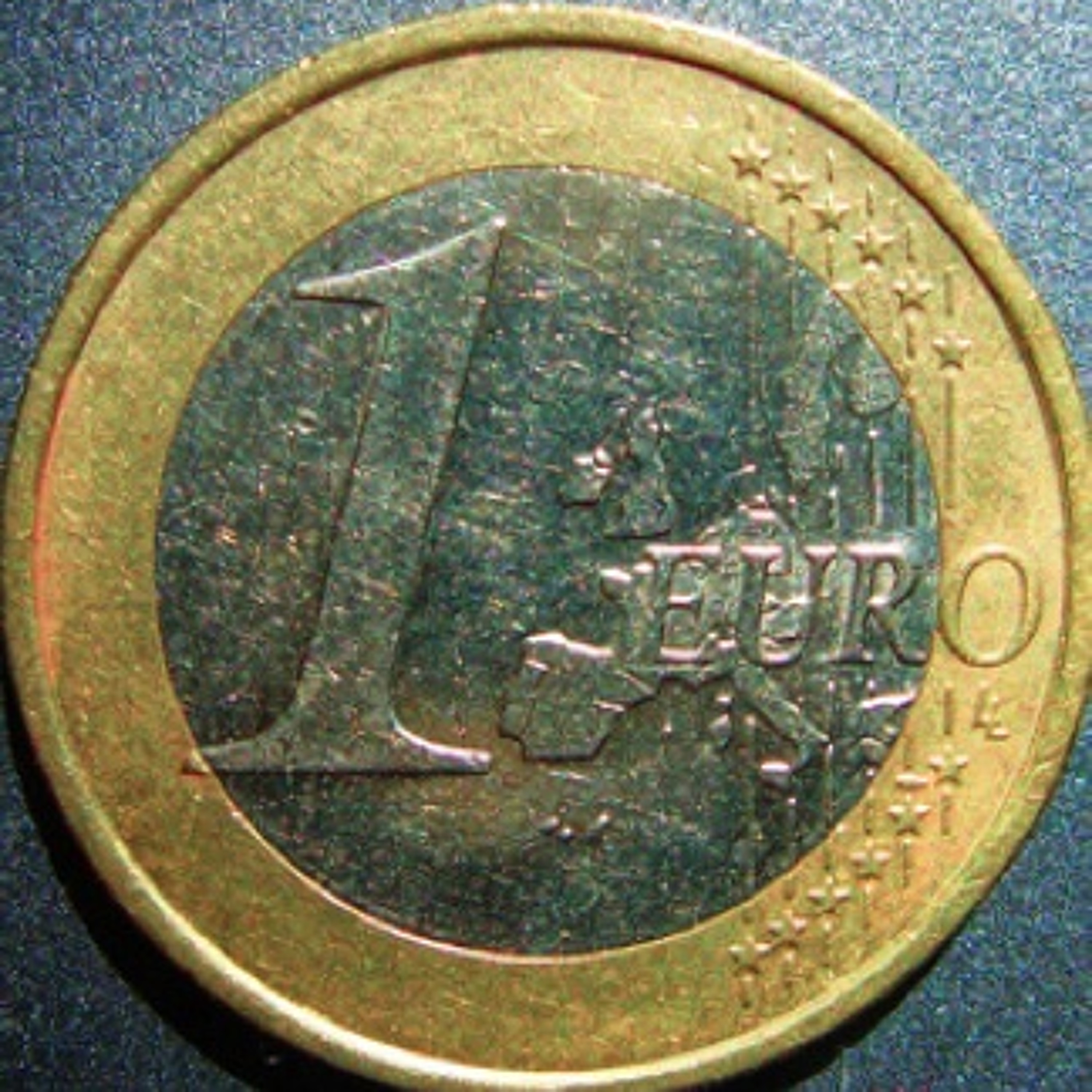 Italy Considers Liberalizing its Job Market