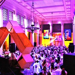 VINKALMANN Opulent Temple Bentley Reserve White Party 2012