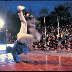 Everybody hit the floor!