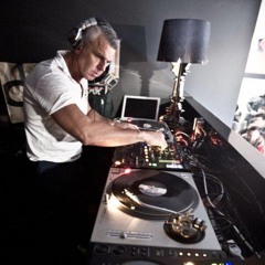 DJ CLAUDIO DI ROCCO - CUTTY SARK - VEN.4.MAGGIO.2012 DO TOU REMEMBER ME?