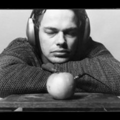 sounds from an exposition- gluid fieldrec.